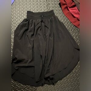 Knee length on the fly circle skirt